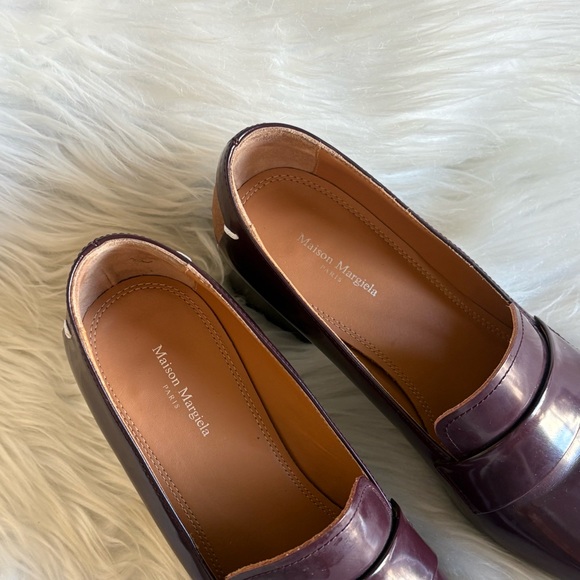 Maison Martin Margiela Women's Burgundy Heels - Picture 2 of 8